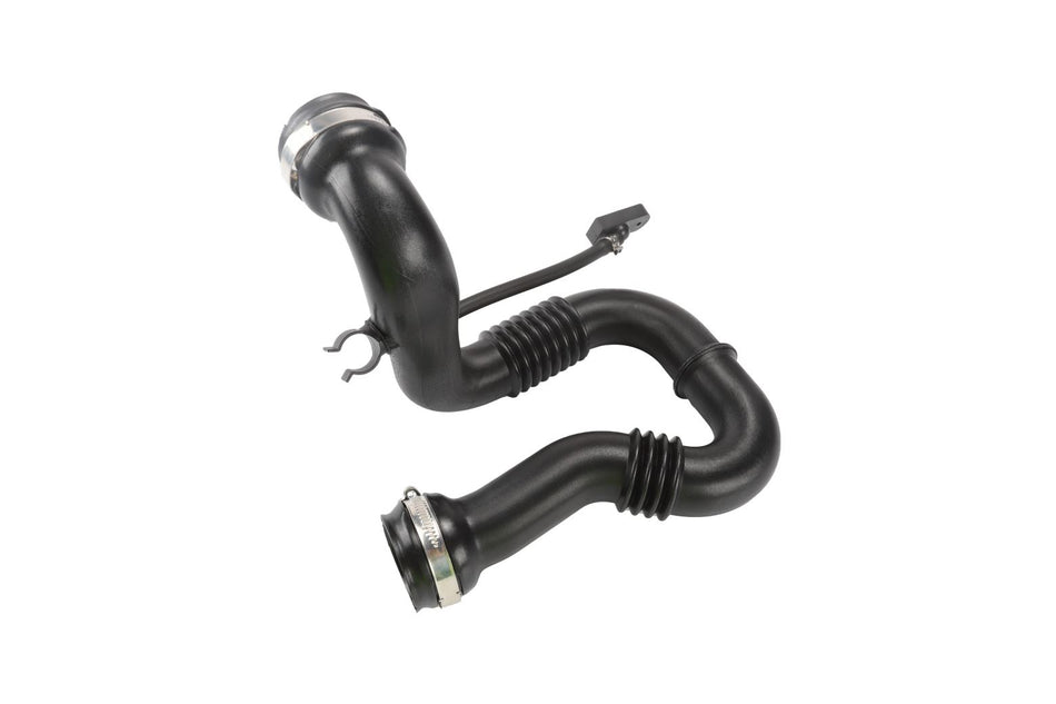 BOGAP Charge Air Hose For Nissan Primastar Opel Vivaro A Renault Trafic Mk2