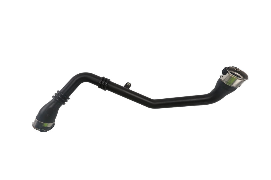 BOGAP Charge Air Hose For Nissan Juke NV200 Pulsar Qashqai Mk2 13-