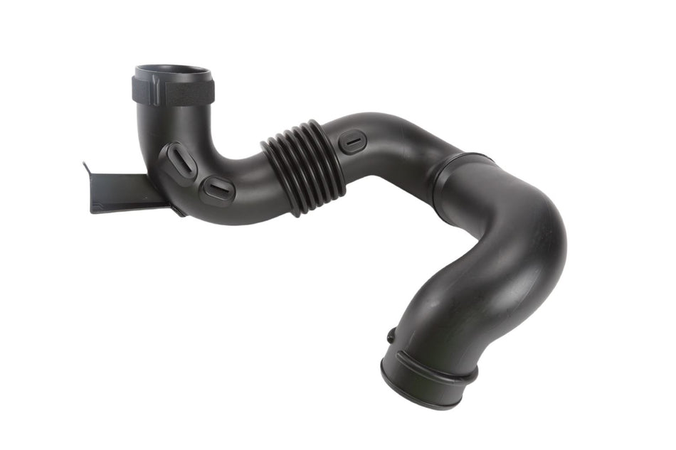 BOGAP Charge Air Hose For Nissan NV400 Opel Movano B Renault Master Mk3